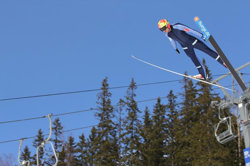 Vegard Swensen under ett av sine svev i Lillehammer. 